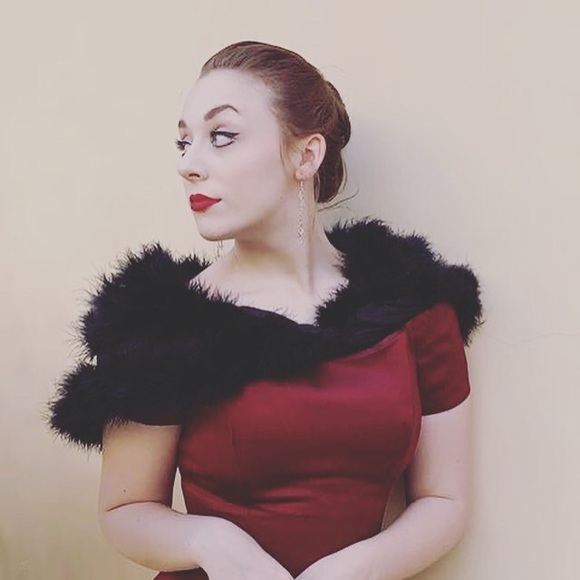 Meet your Posher, Elizabeth - Picture 4 of 6